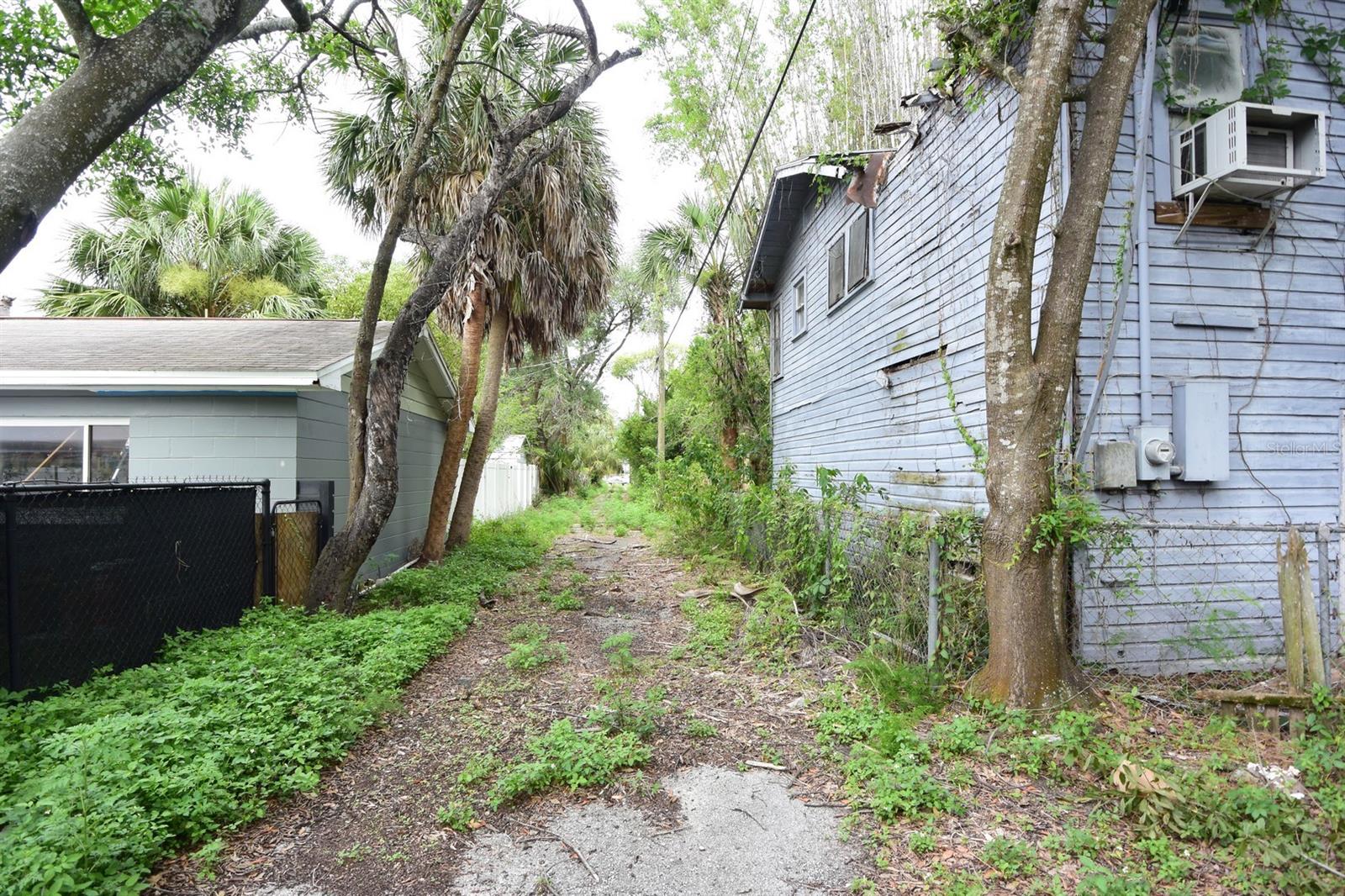 111 Powhatan Avenue, FL