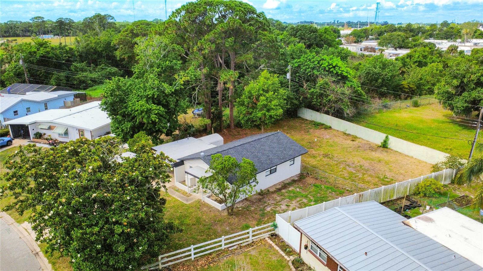 1011 Montclair Road, FL