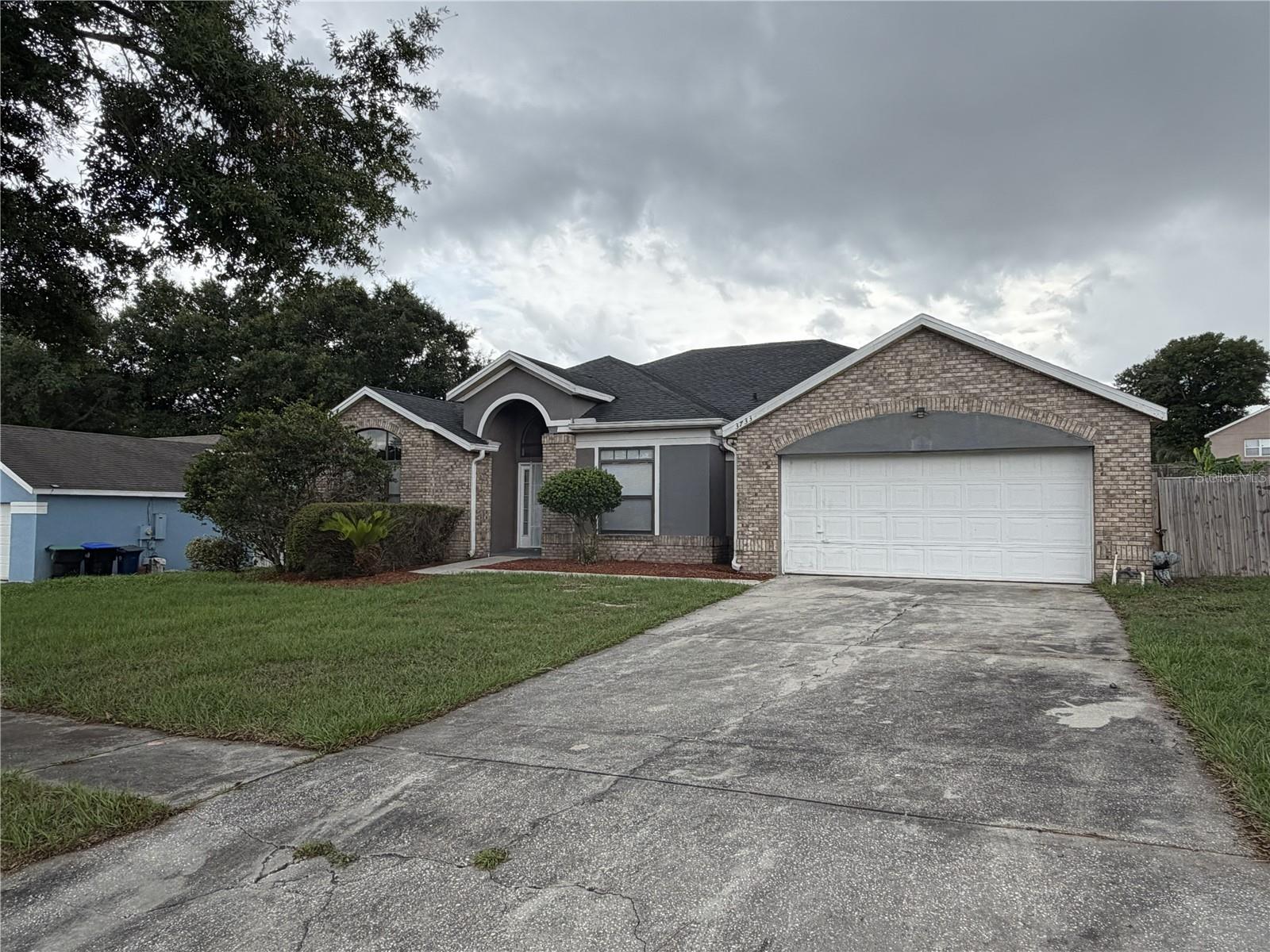 3733 Weetamoo Cir, FL