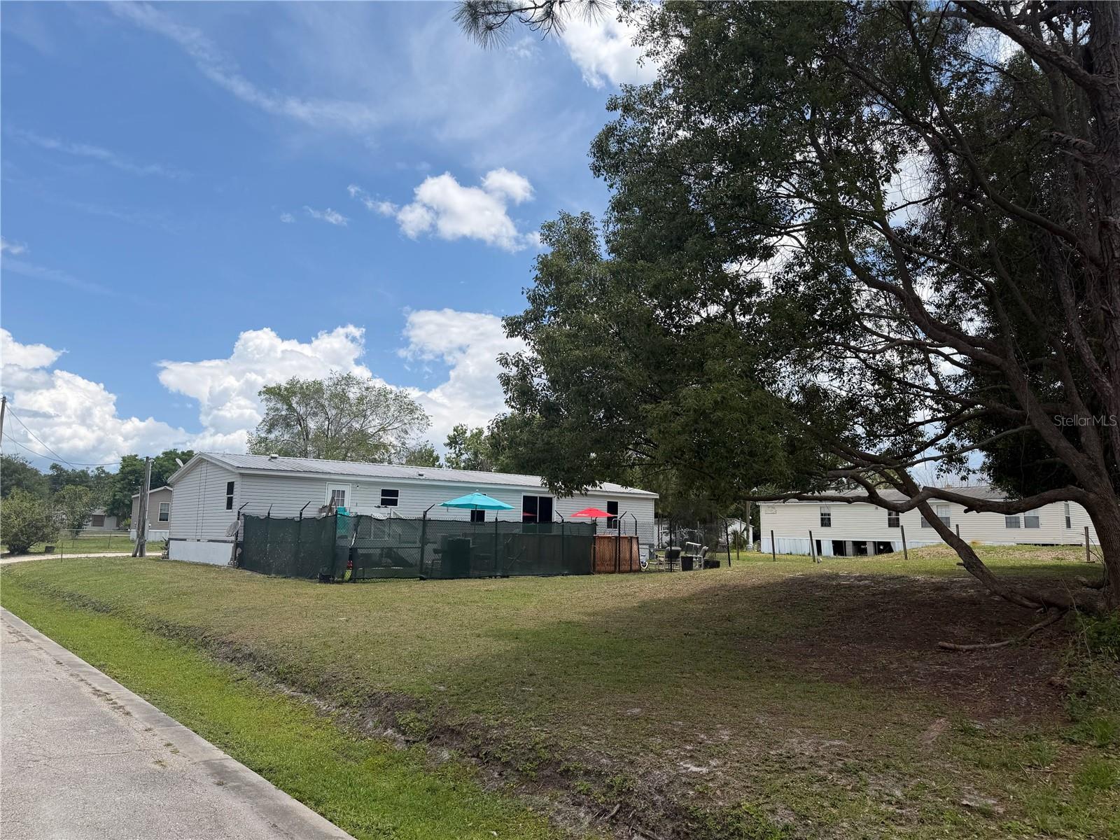 15th Avenue, FL