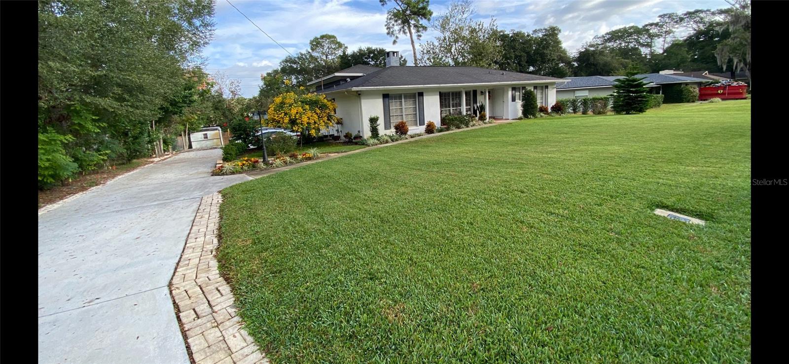305 White Oak Drive, FL