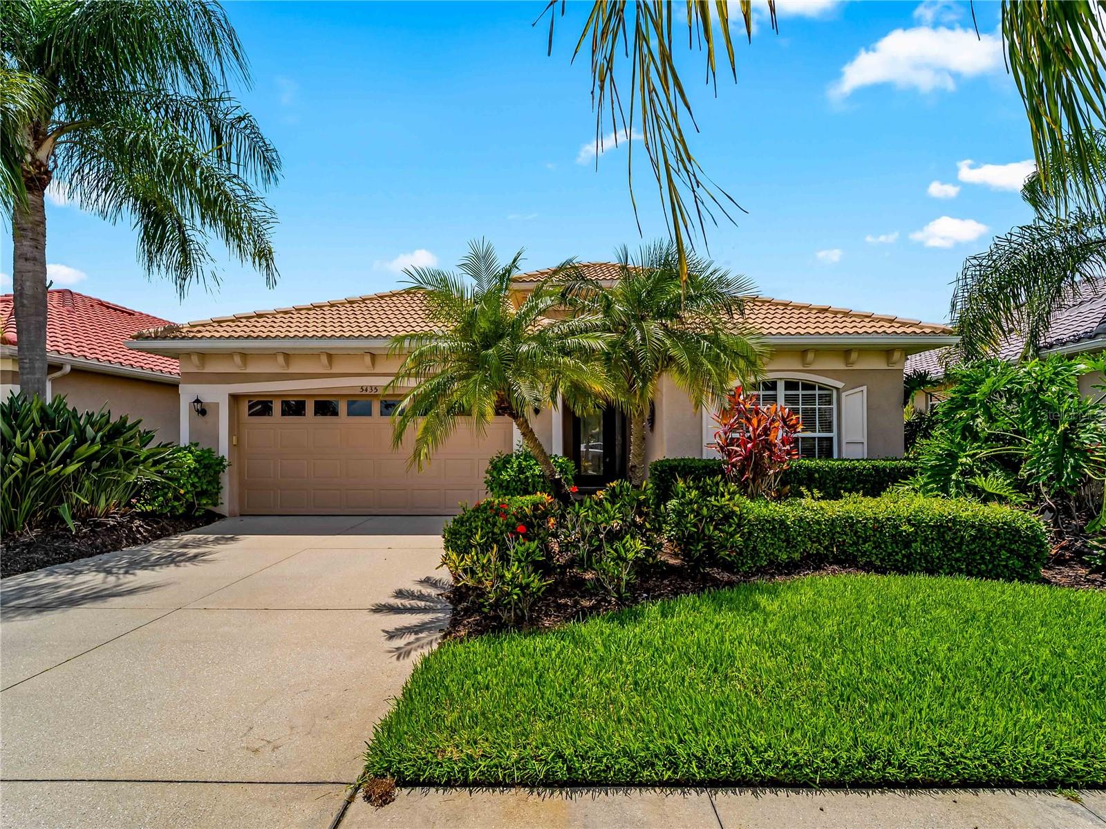 5435 Blue Heron Cir, FL