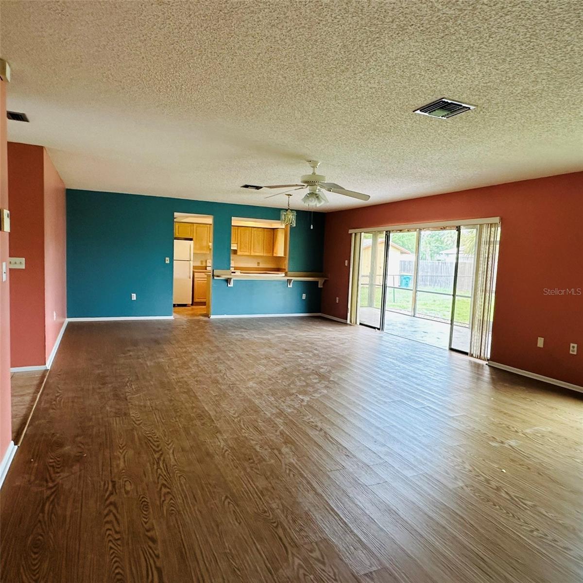 21302 Hubbard Avenue, FL