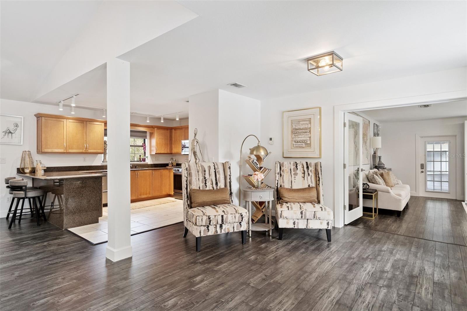 298 Lake Markham Road, FL