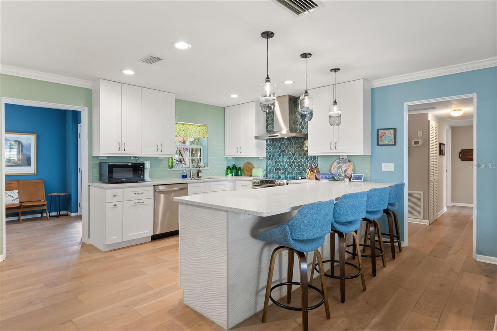 508 Dunraven Drive, FL