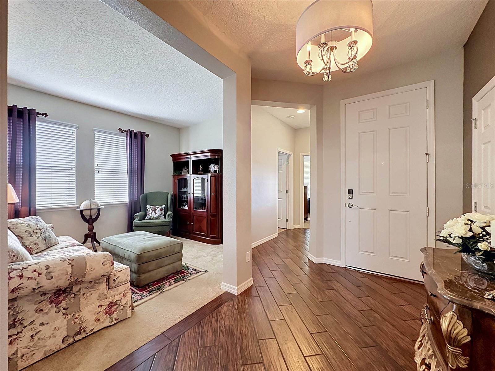 395 Silver Maple Road, FL