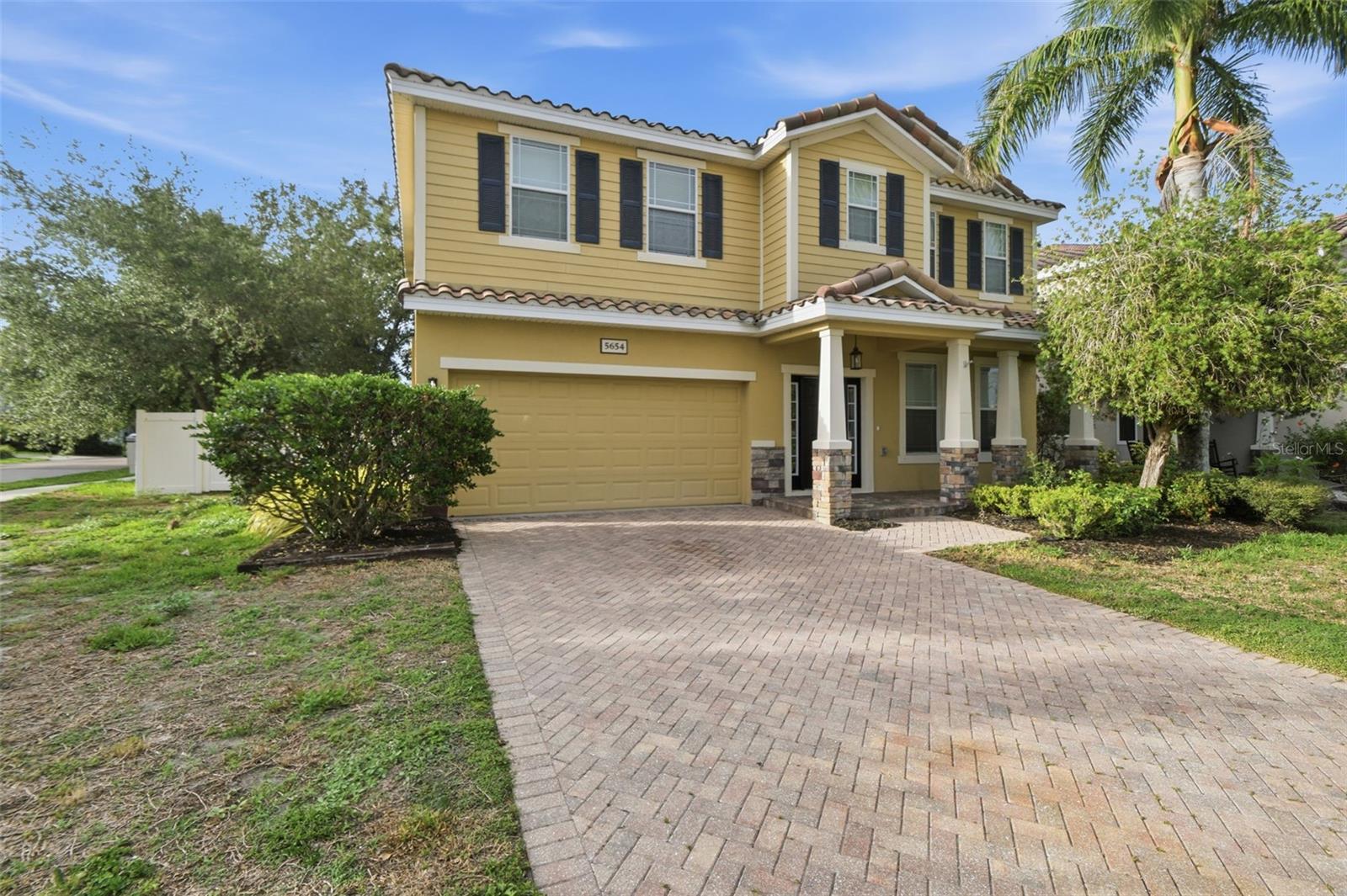5654 Aaron Court, FL