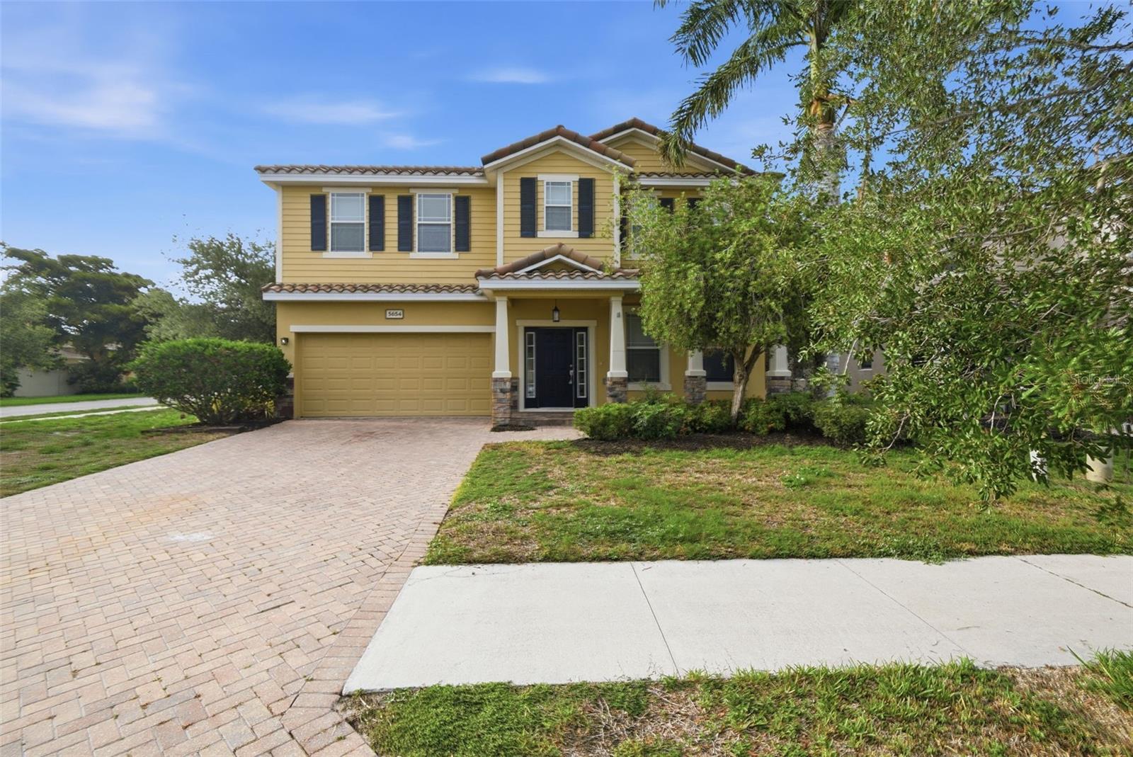 5654 Aaron Court, FL