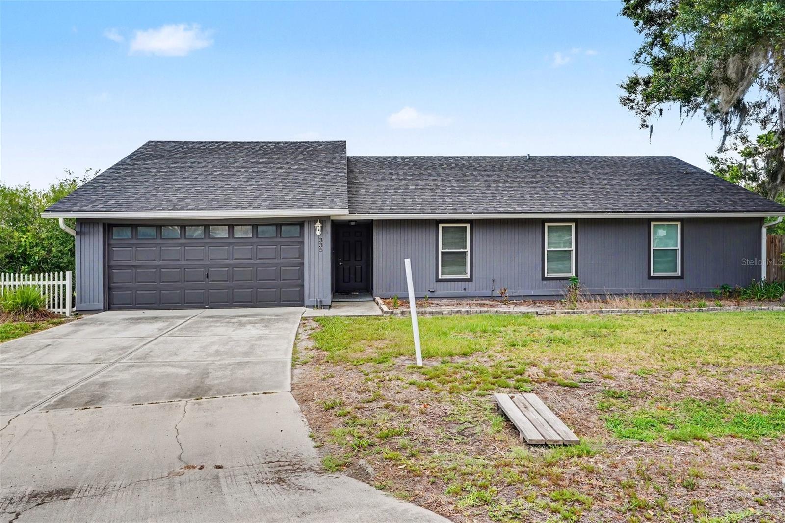 335 Tracy Way, FL