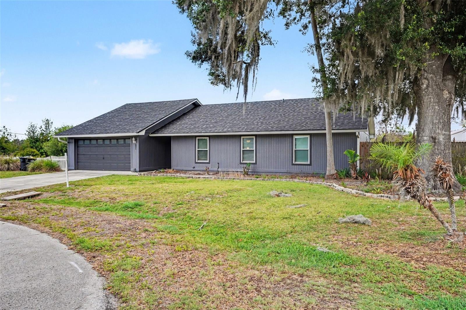 335 Tracy Way, FL