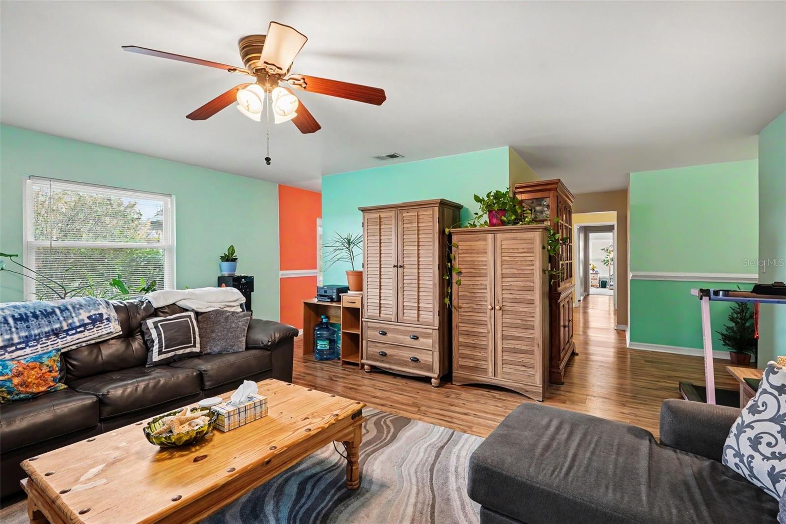 335 Tracy Way, FL