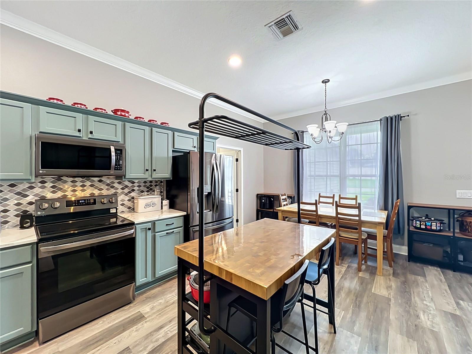 300 Geneva Street, FL