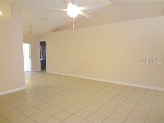 11 Pontiac Lane, FL