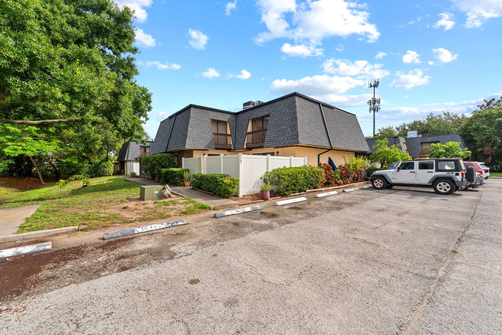 8118 Oak Trace Way, FL