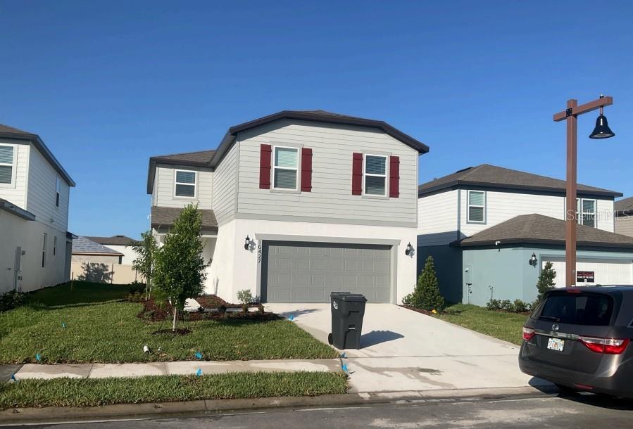 10427 Hidden Banks Glen, FL