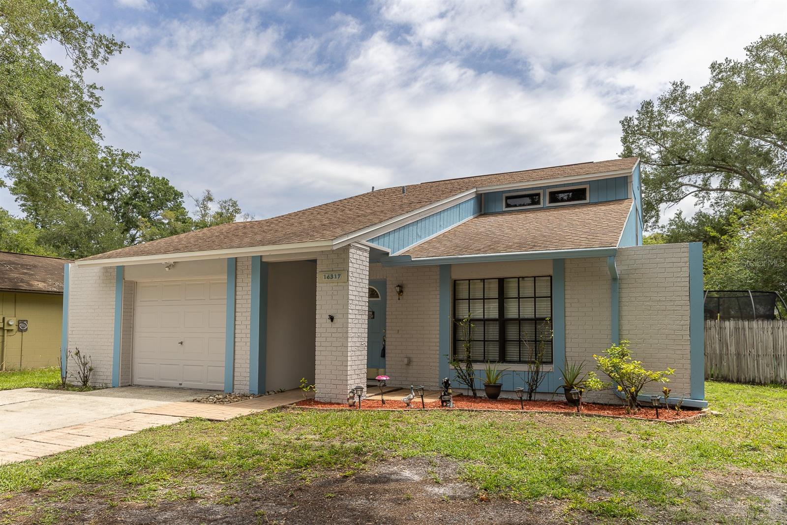 16317 Caliente Place, FL