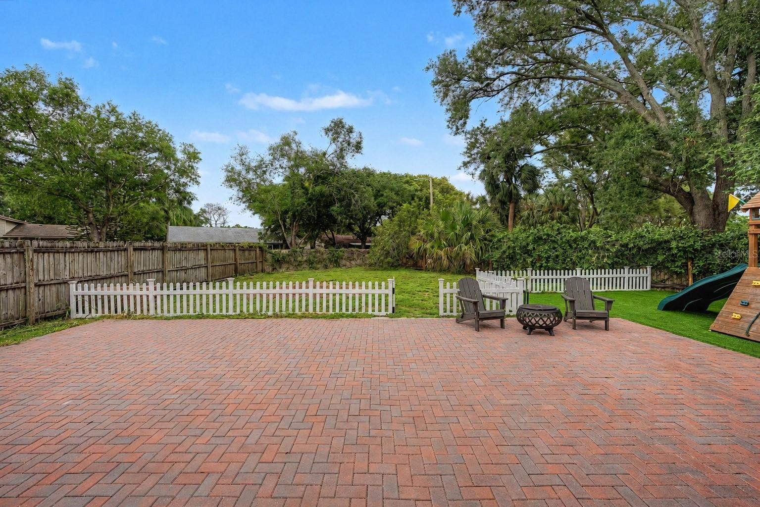 16317 Caliente Place, FL
