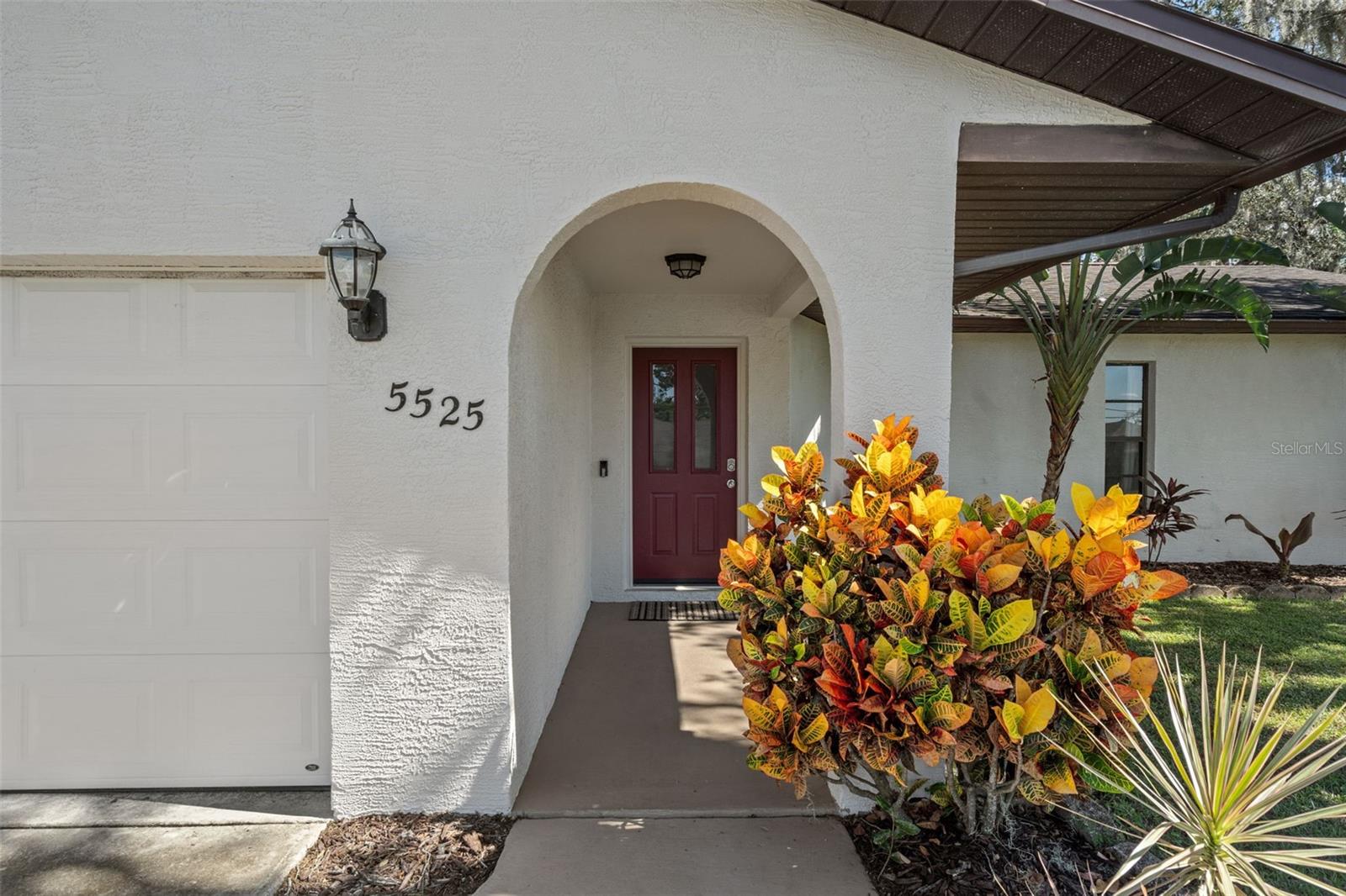 5525 Applegate Drive, FL
