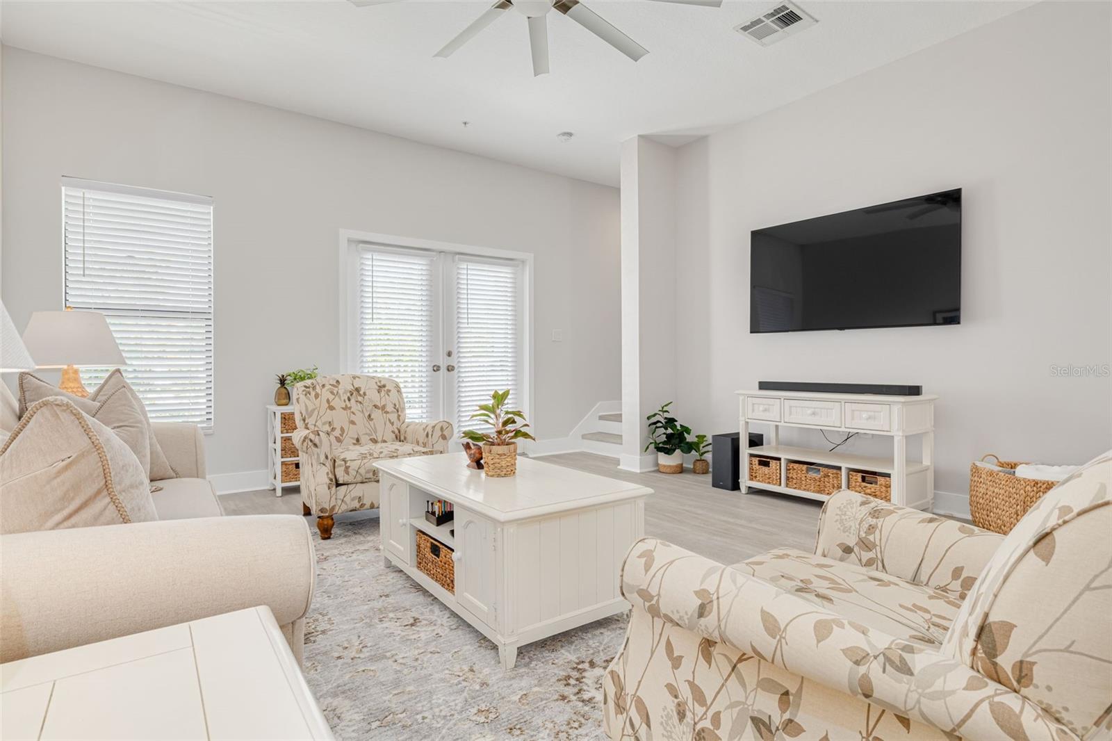 946 Highland Avenue, FL