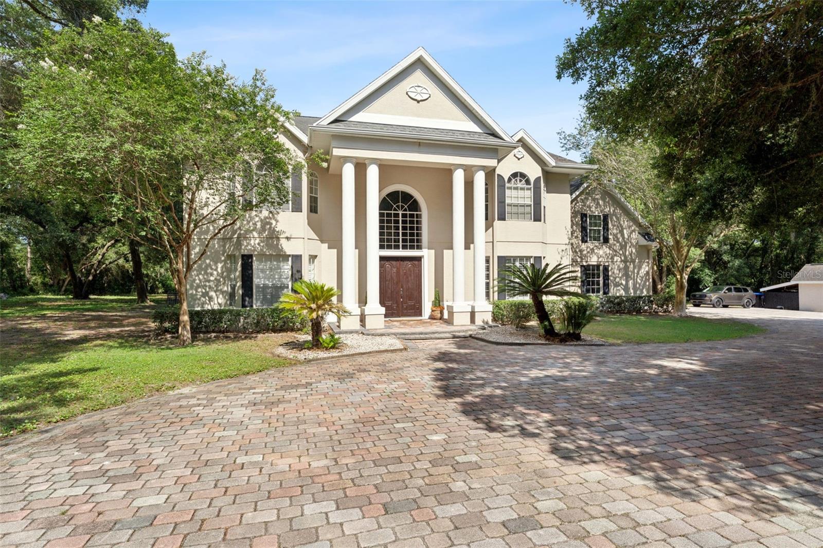 4275 Round Lake Road, FL
