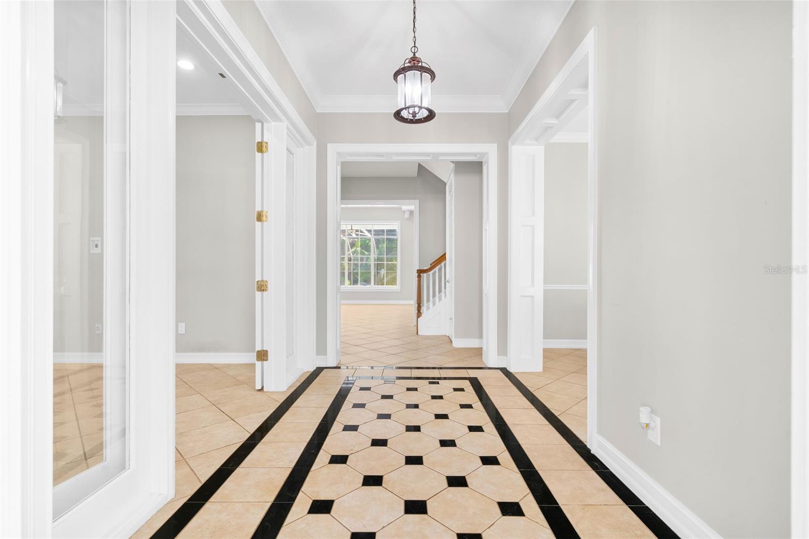 907 Westpark Drive, FL