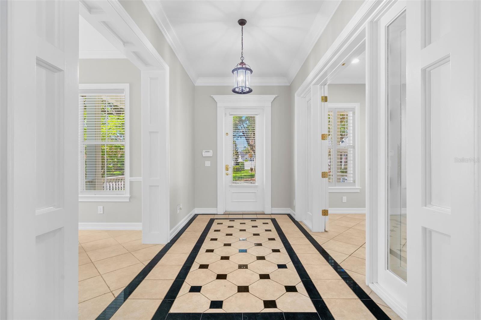 907 Westpark Drive, FL