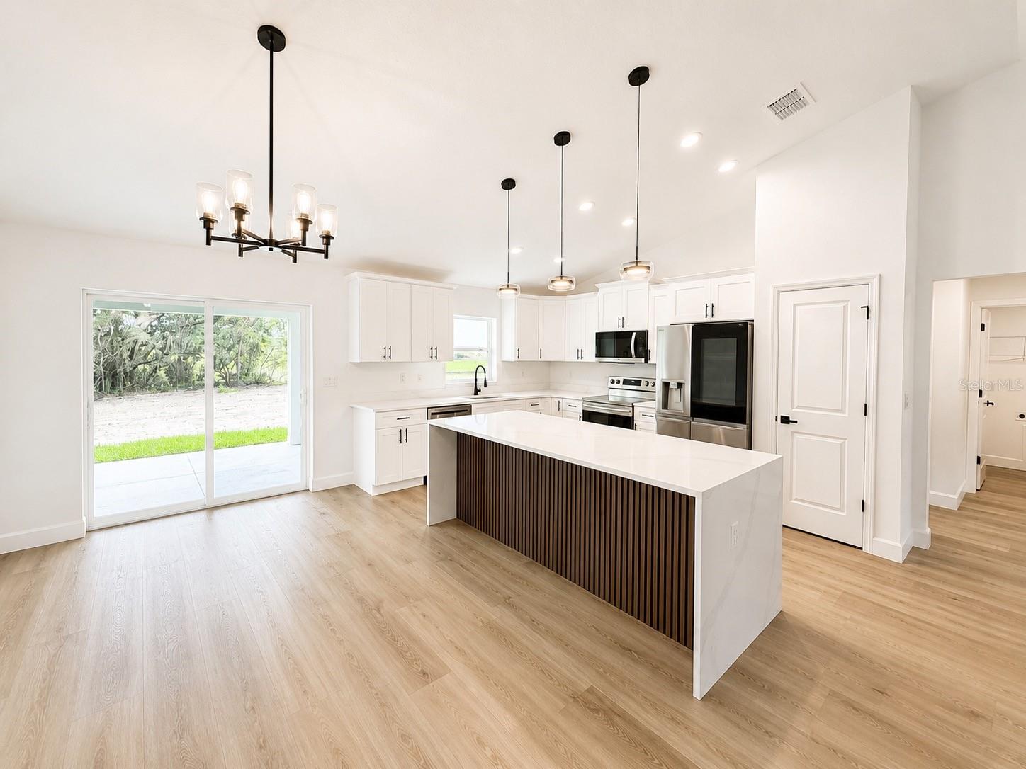 42 Olive Circle, FL