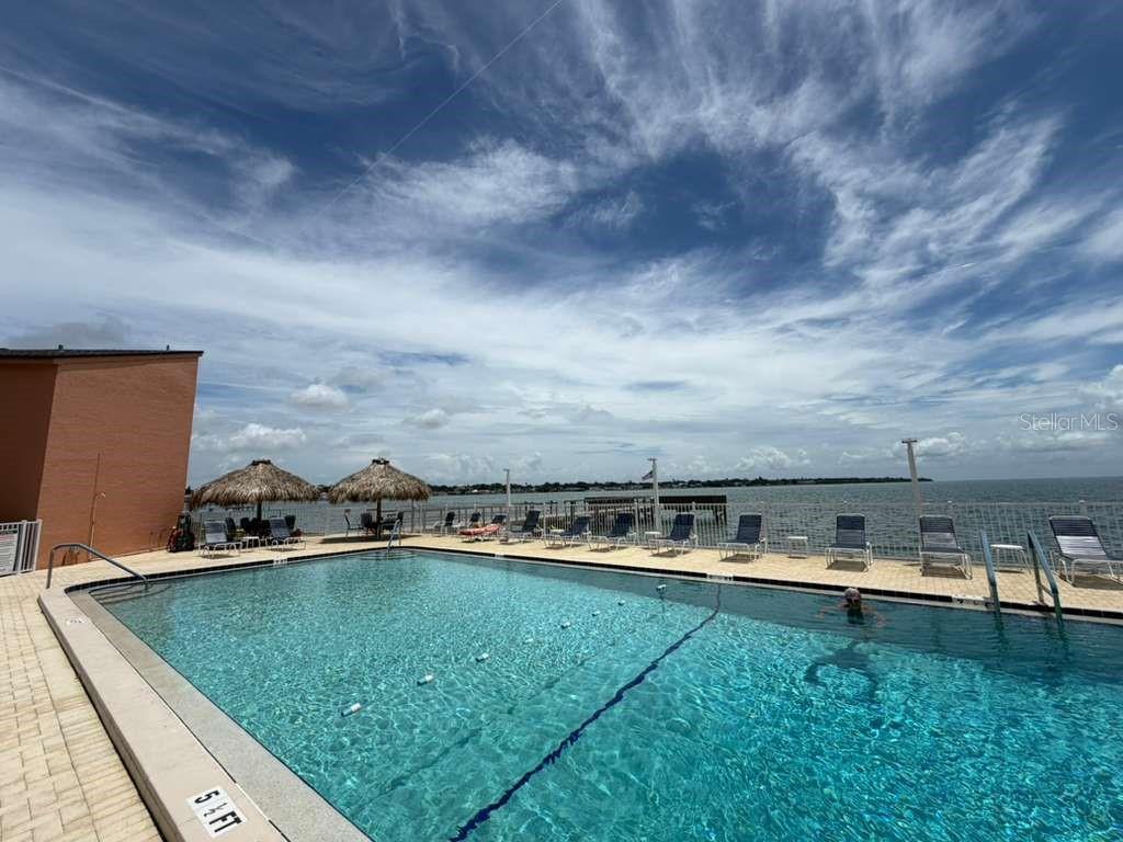7432 Sunshine Skyway Lane, FL