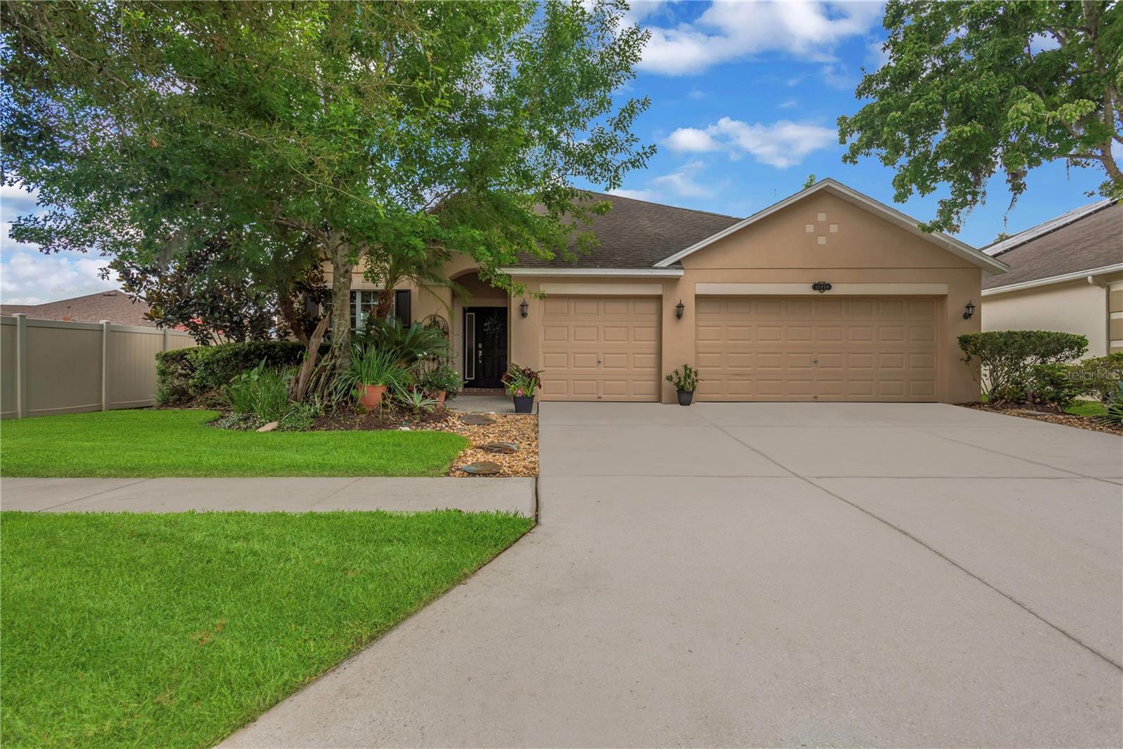 10859 Breaking Rocks Drive, FL