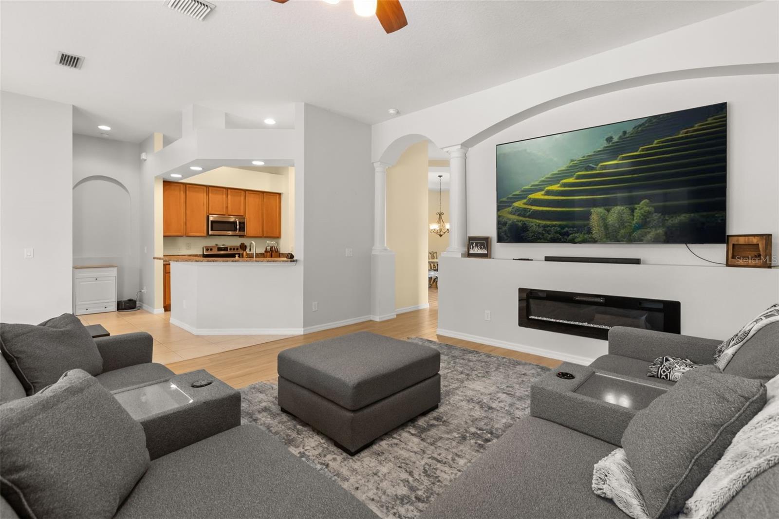 209 Porchester Drive, FL
