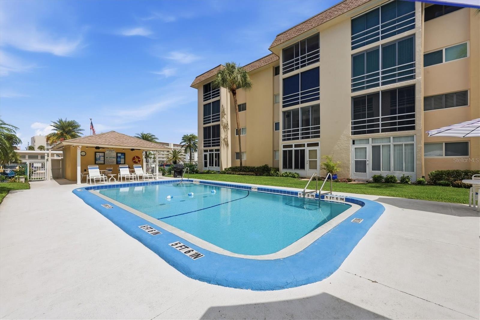 995 Laguna Drive, FL