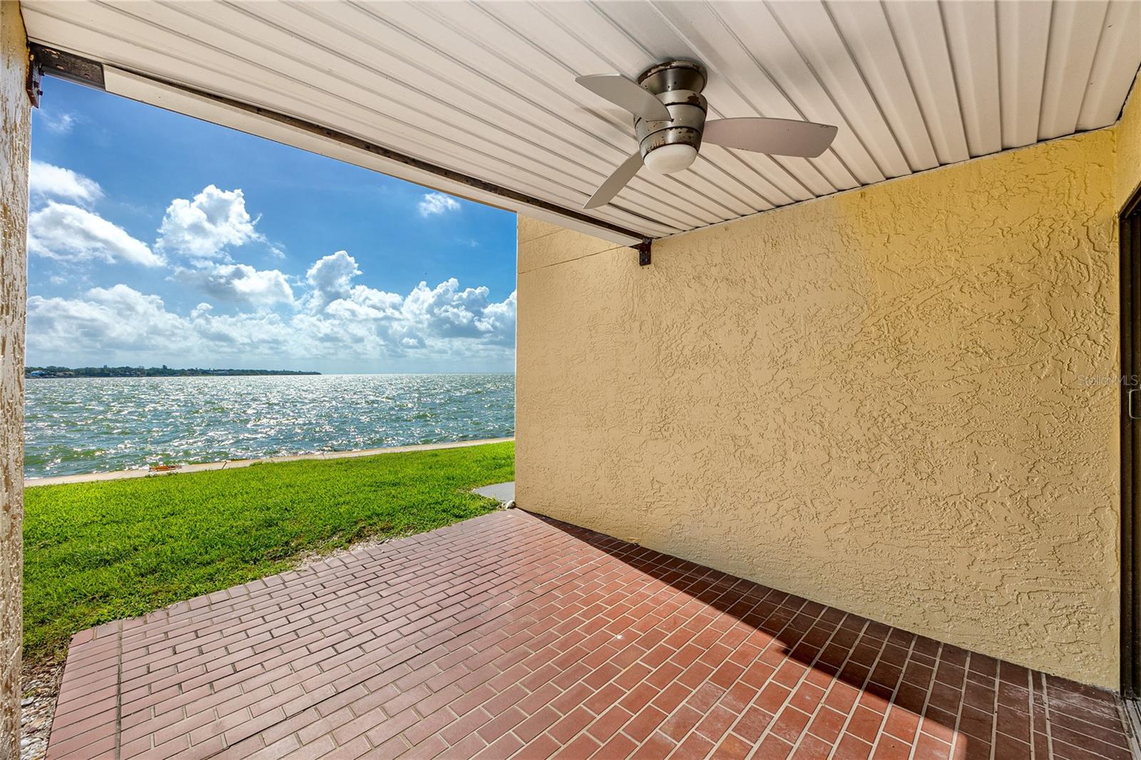 7310 Sunshine Skyway Lane, FL
