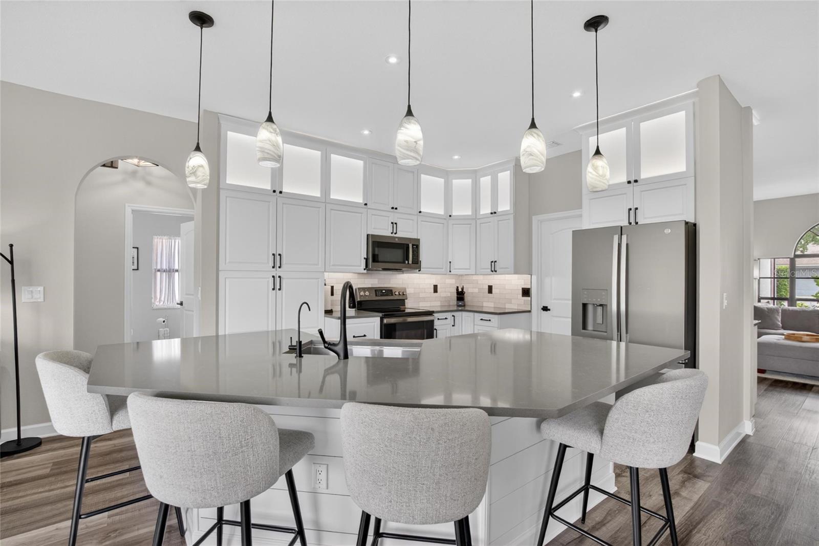 11203 Longbrooke Drive, FL