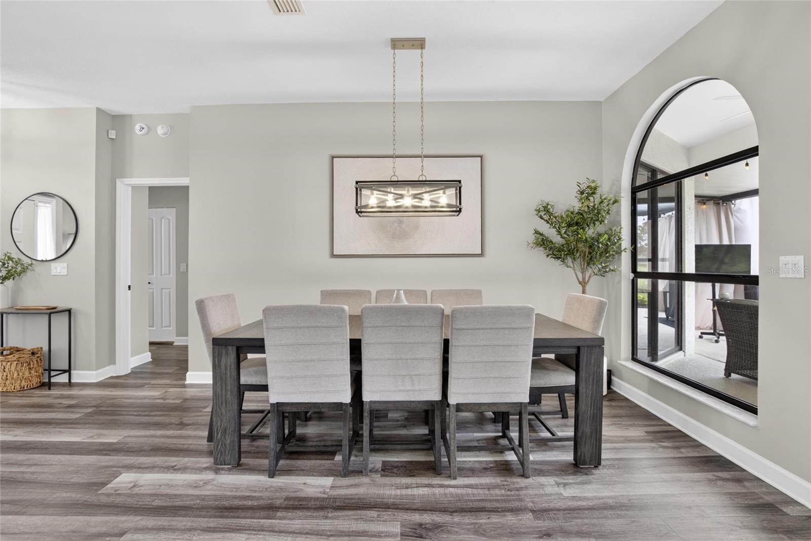 11203 Longbrooke Drive, FL
