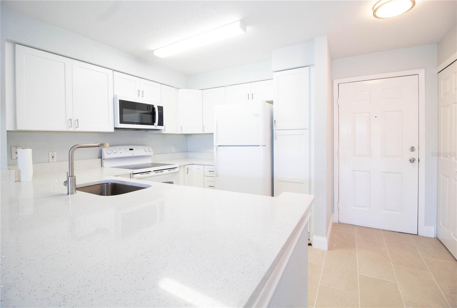 14036 Fairway Island Drive Unit, FL