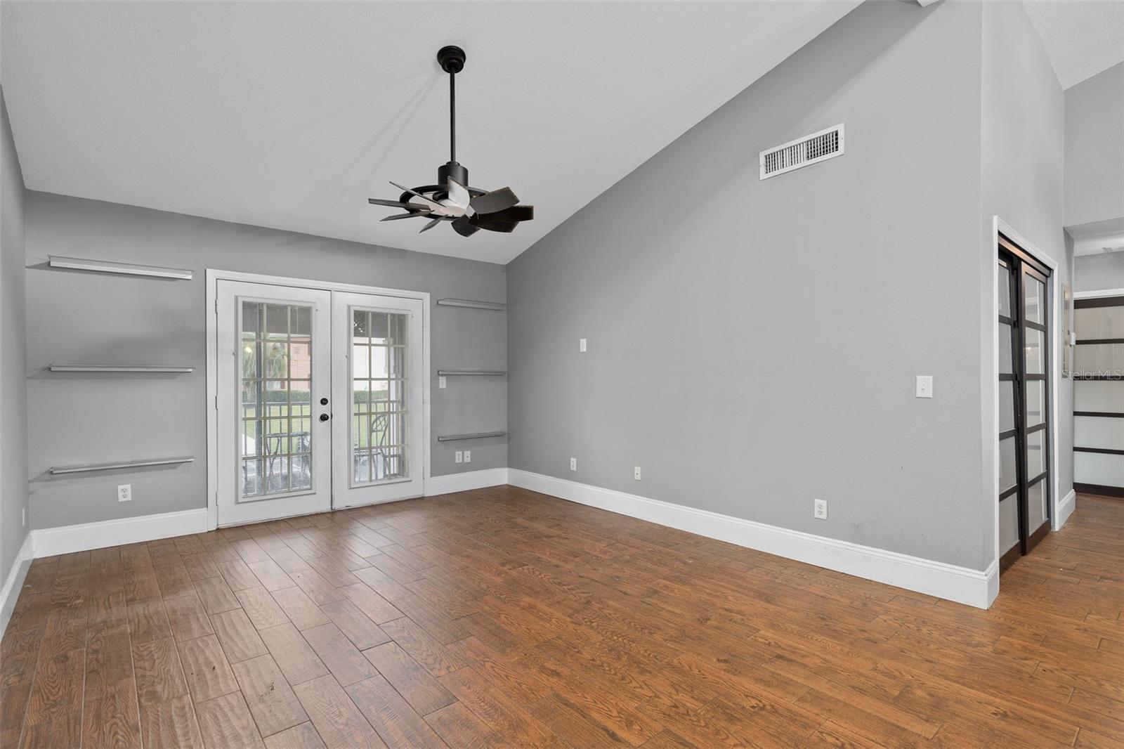 155 Pearl Lake Causeway, FL