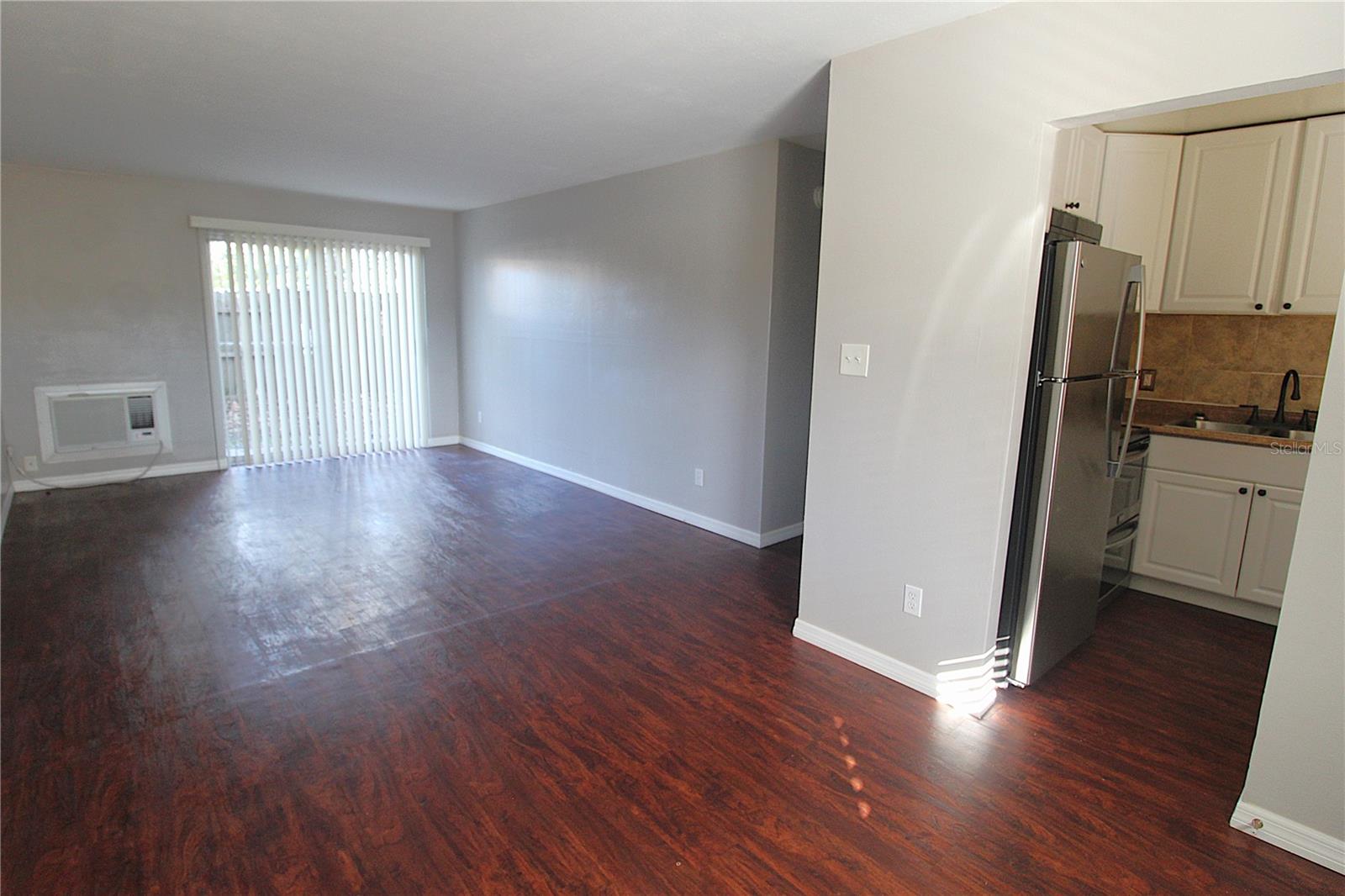 3001 Bee Ridge Road, FL