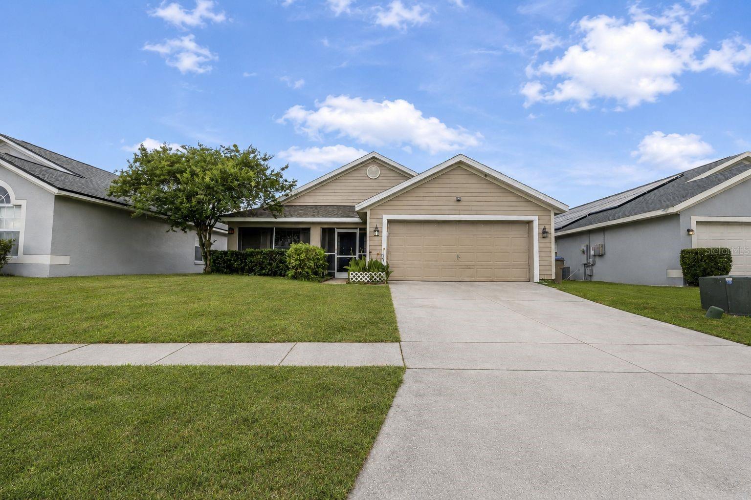 2705 Willow Glen Circle, FL