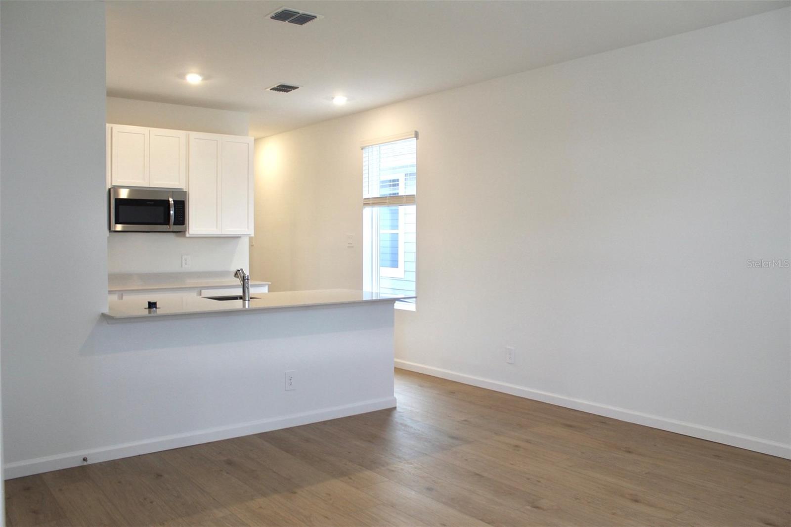 A-4359 Vibernum Avenue, FL