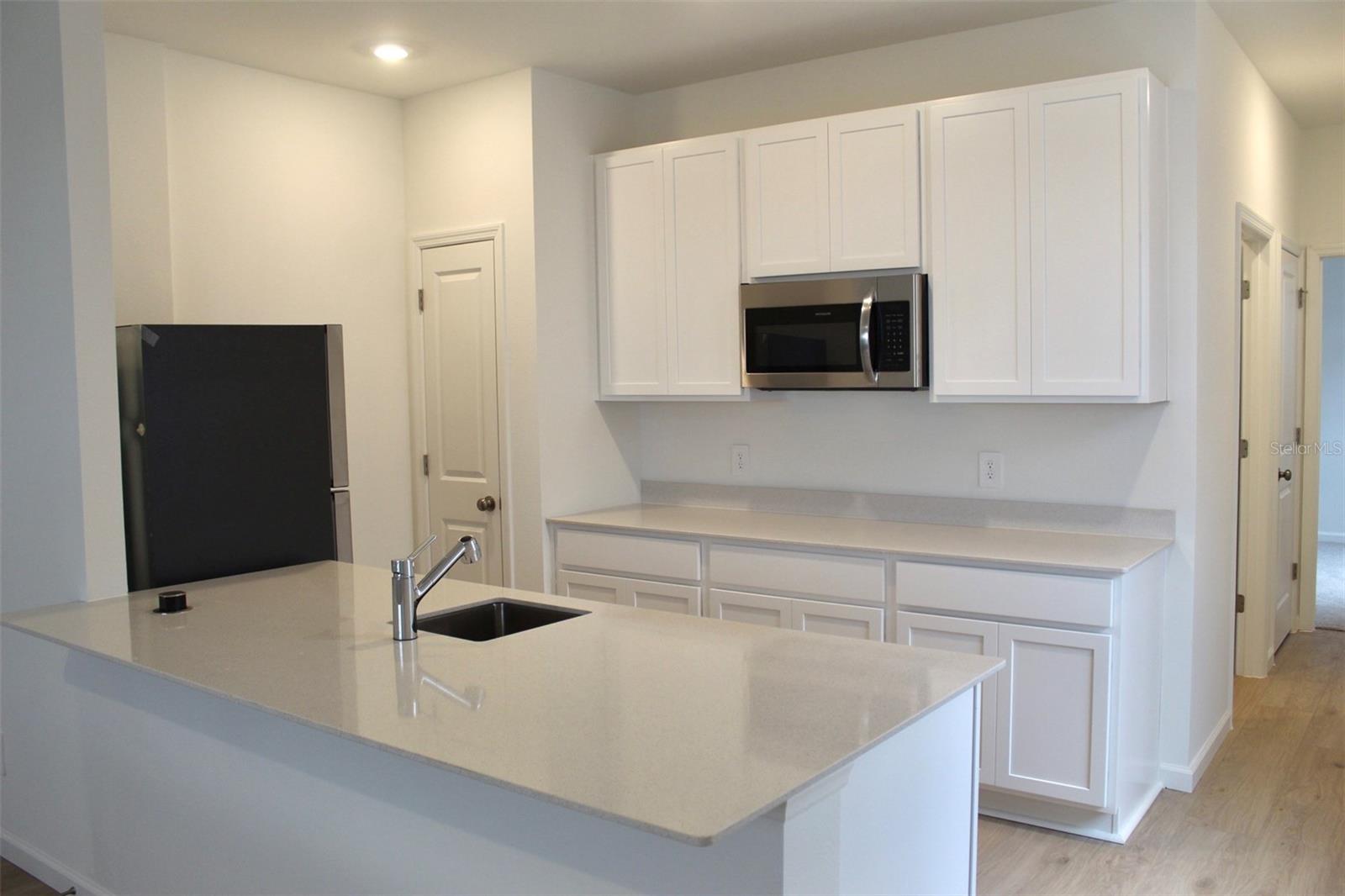 A-4359 Vibernum Avenue, FL