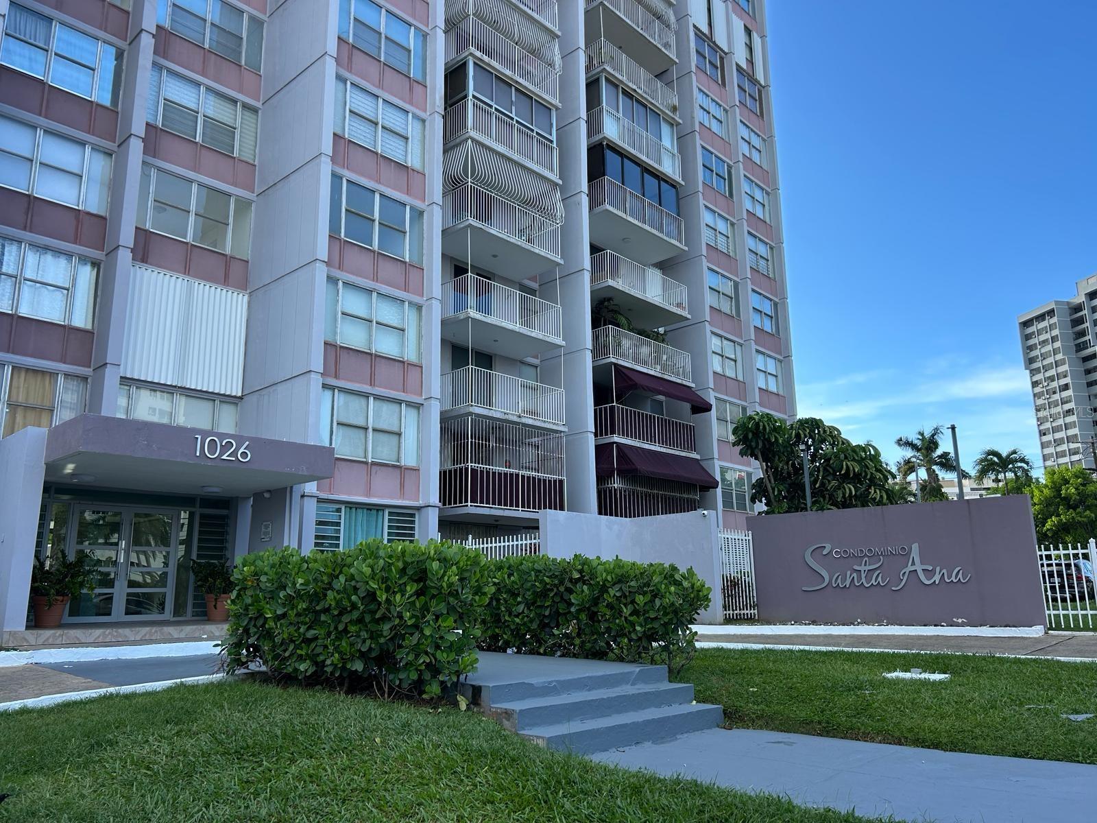 1026 Av. Luis Vigoreaux, PR