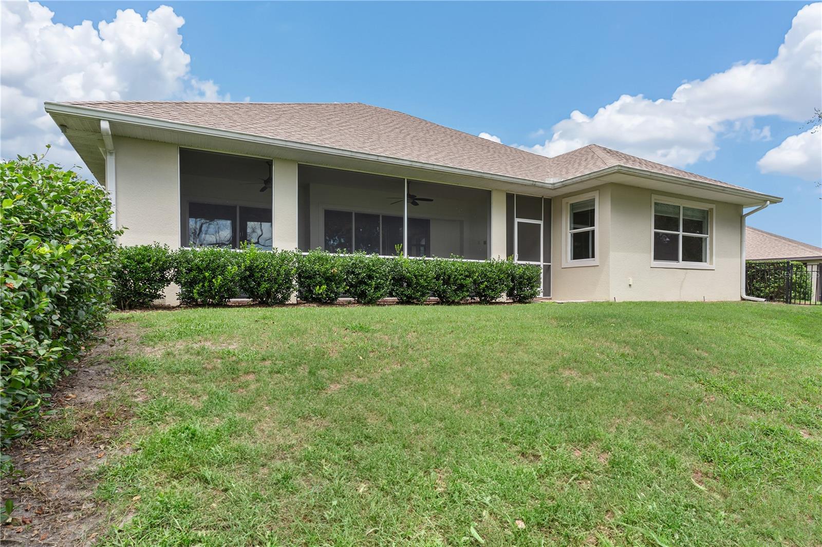 5312 Meadow Hill Loop, FL