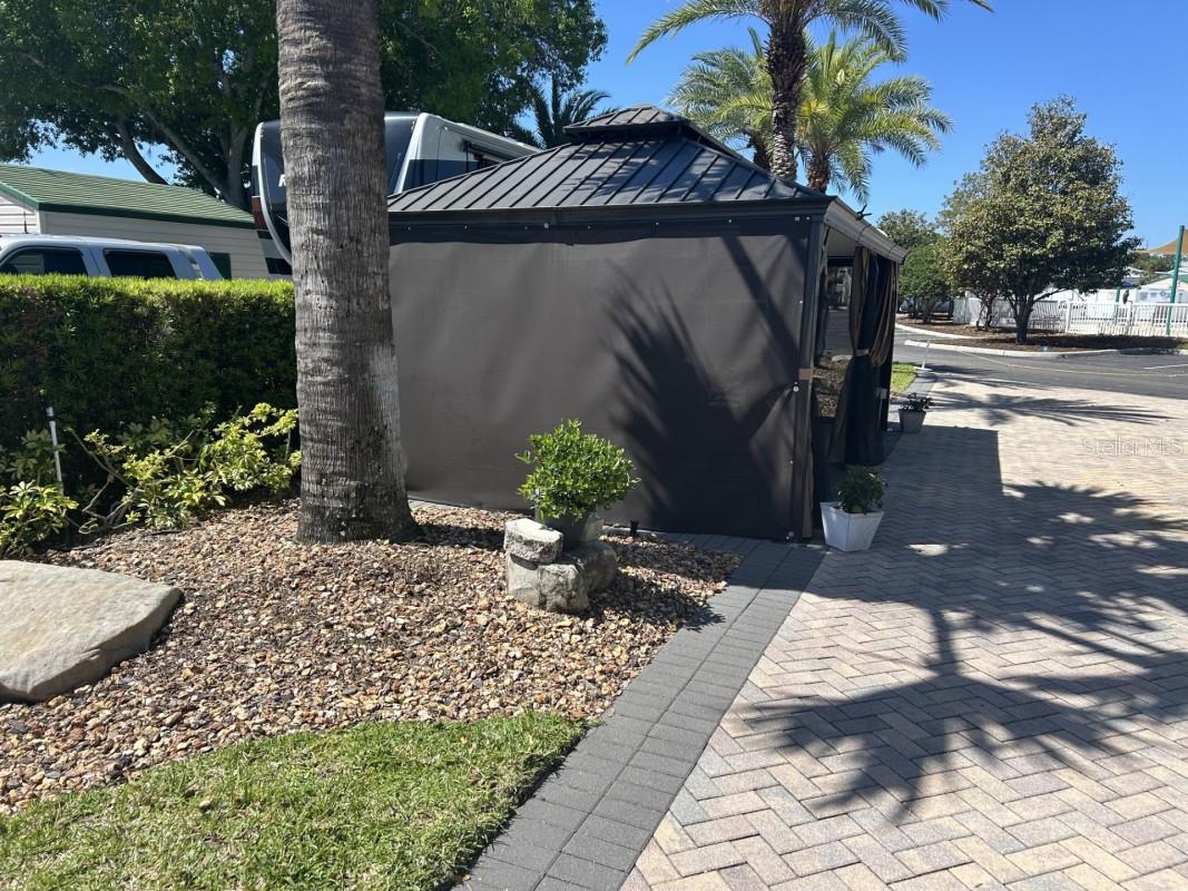 2505 Pine Street, FL