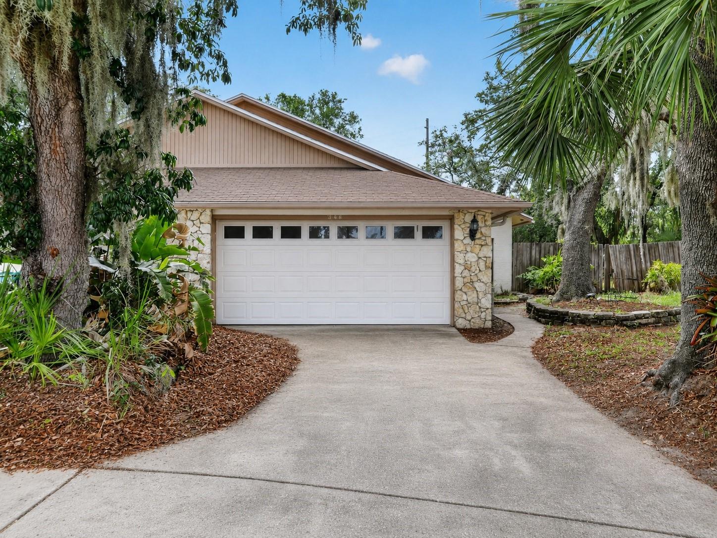 5298 Indian Laurel Court, FL