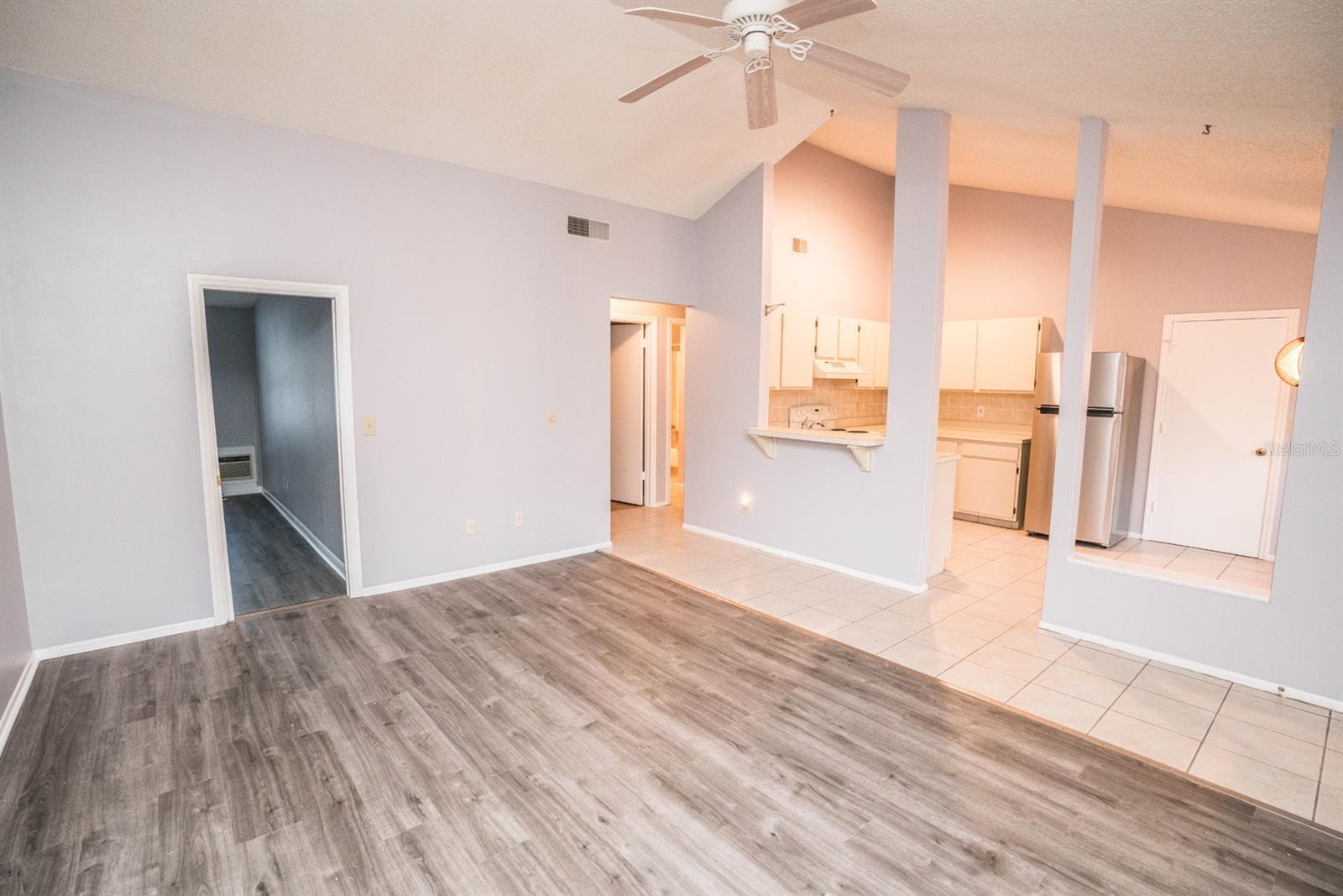 2764 Kavalier Drive, FL