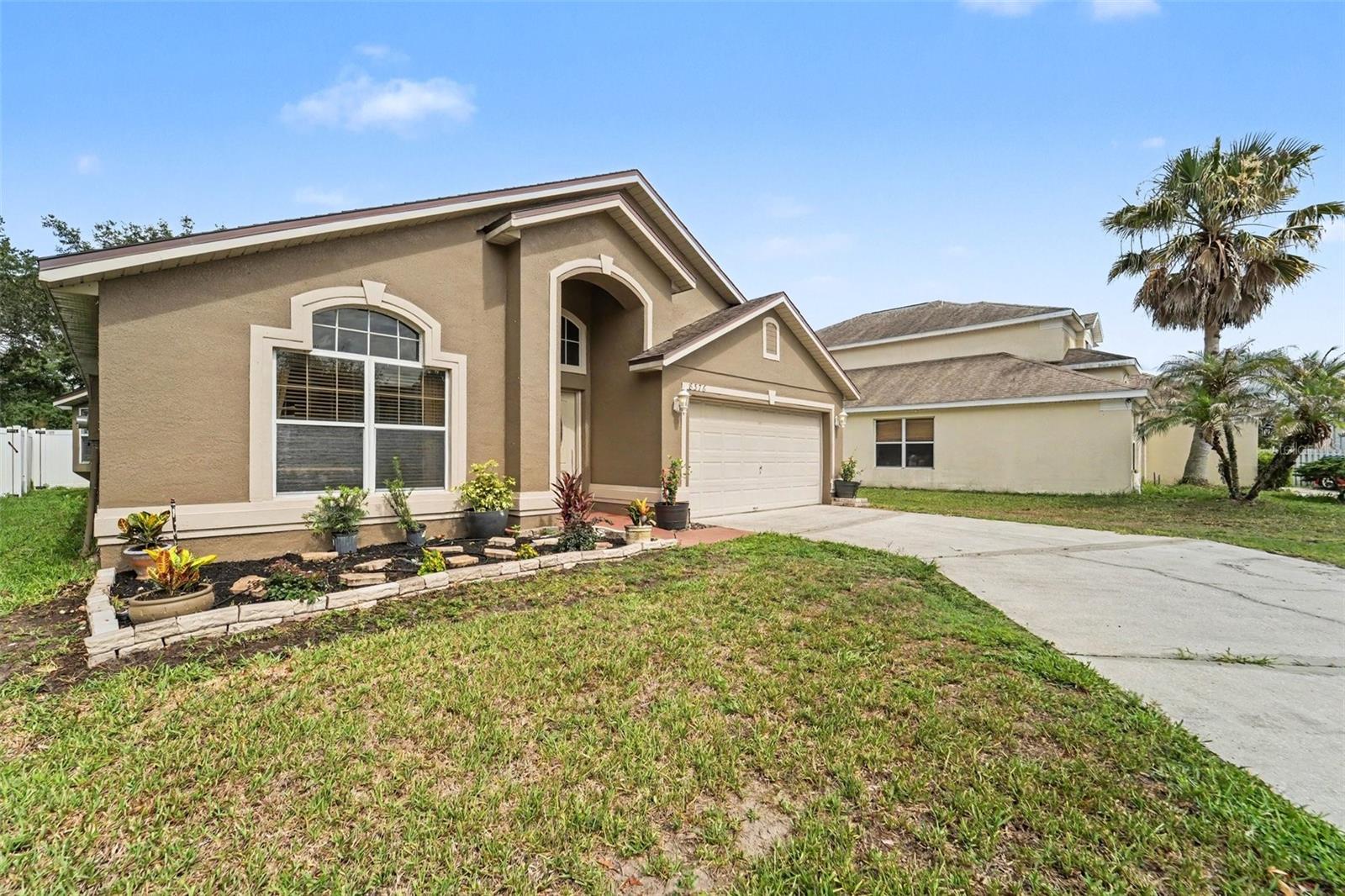 8376 Lake Amhurst Trail, FL