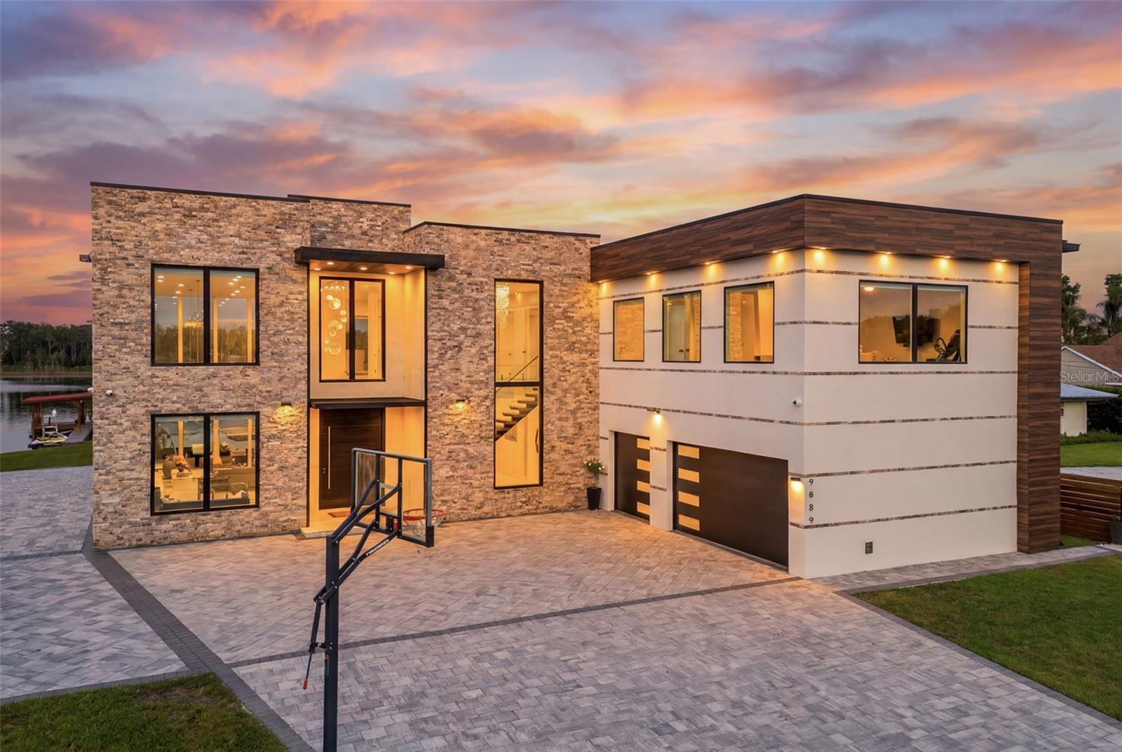 9889 Lake Georgia Drive, FL