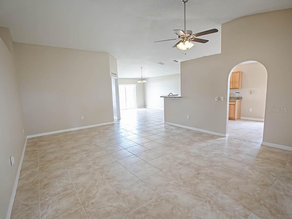 2139 Sandridge Circle, FL