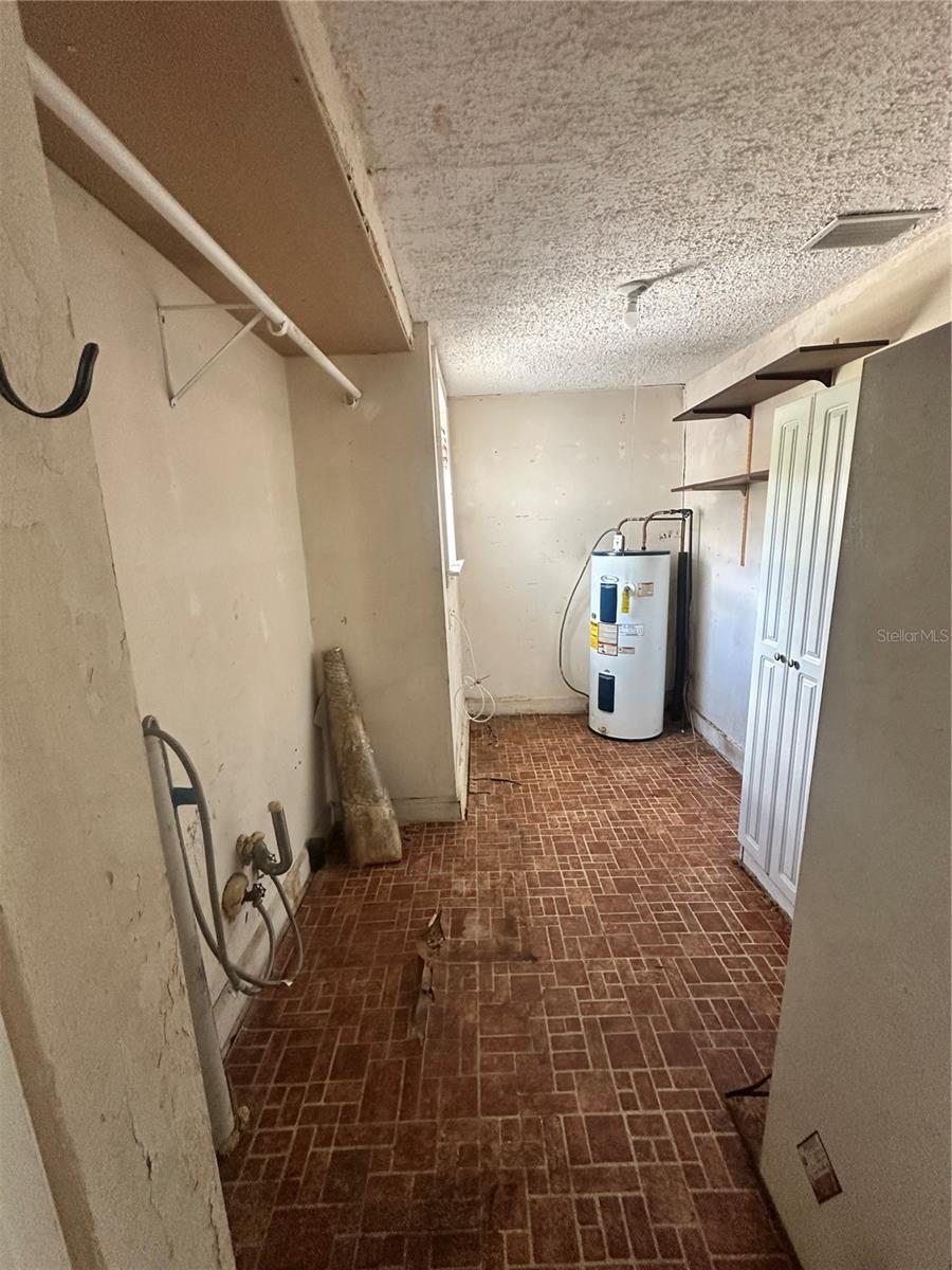 1007 Jackson Avenue, FL