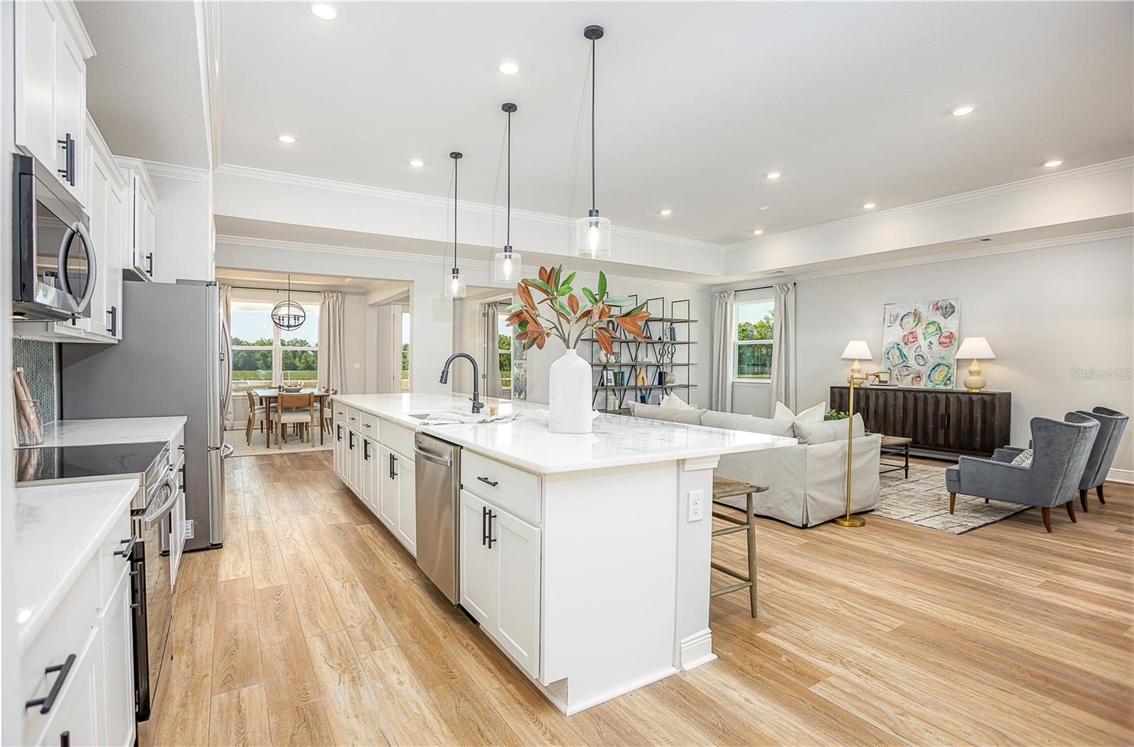 16907 Royal Palm Drive, FL